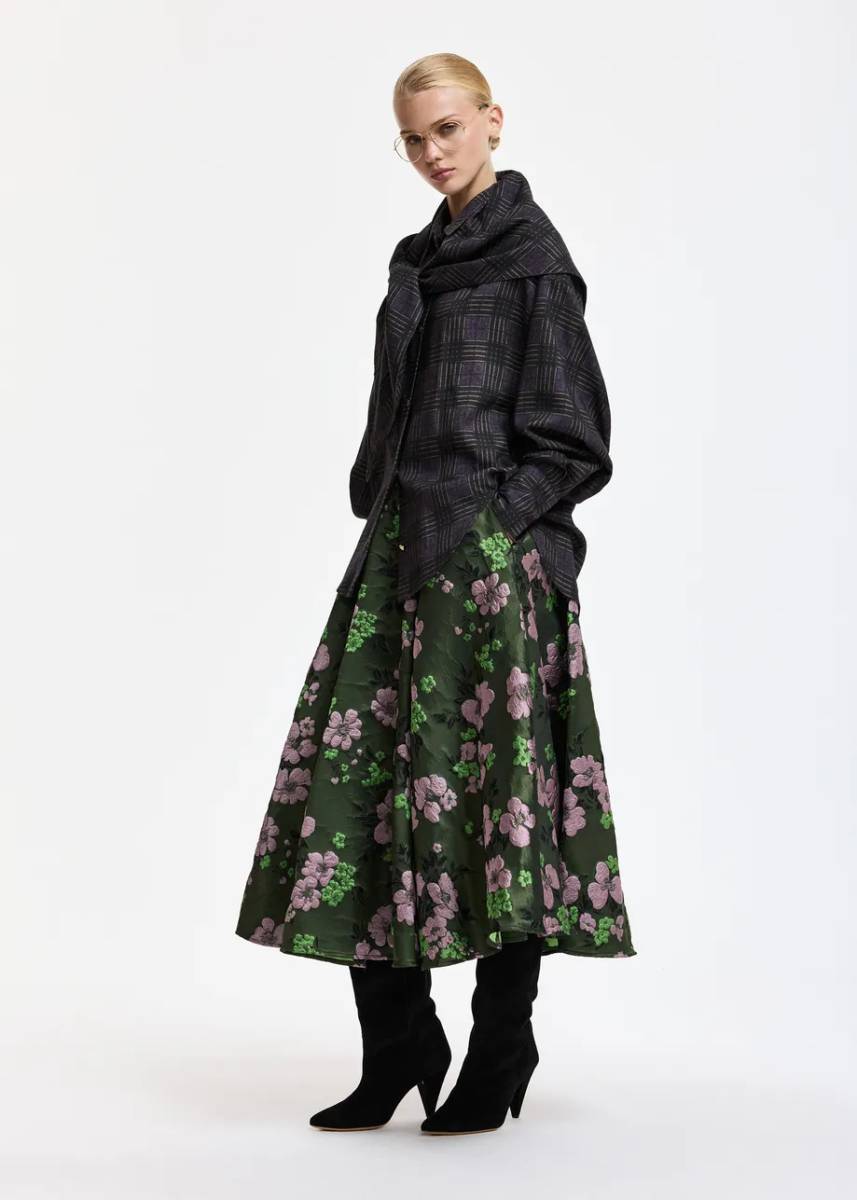 Kiss oversized shirt w/scarf C2 green Essentiel - Afbeelding 3