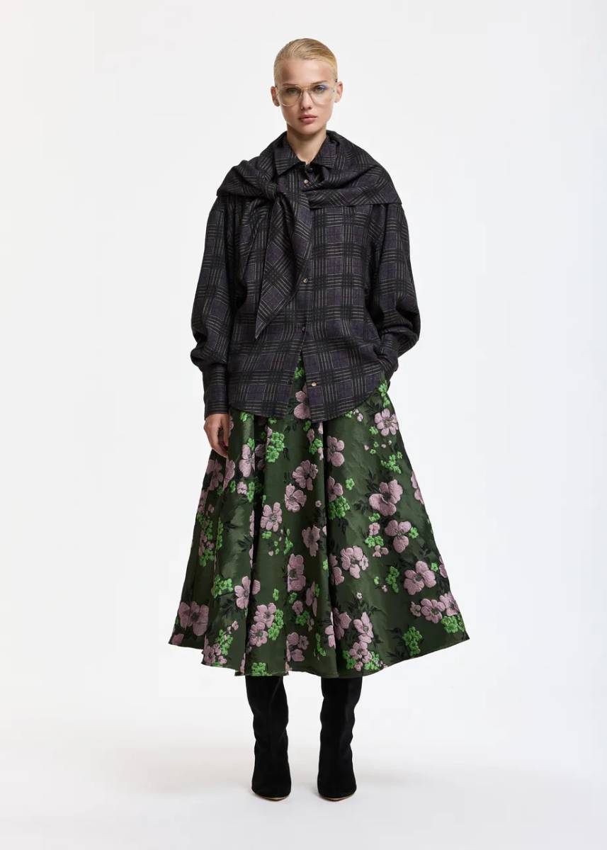 Kiss oversized shirt w/scarf C2 green Essentiel - Afbeelding 2