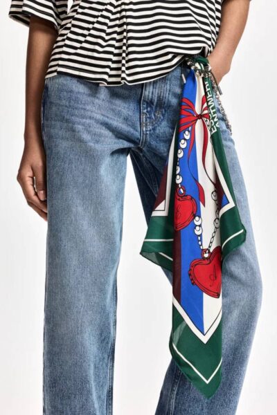 Kollege square scarf C1 forest Essentiel Antwerp
