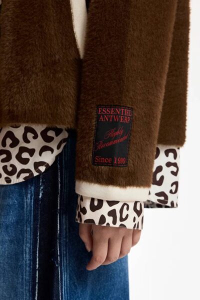 Kugar contrast cardigan bear me Essentiel
