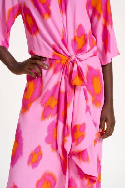 Dainty floaty sleeve dress C2 pink necta Essentiel