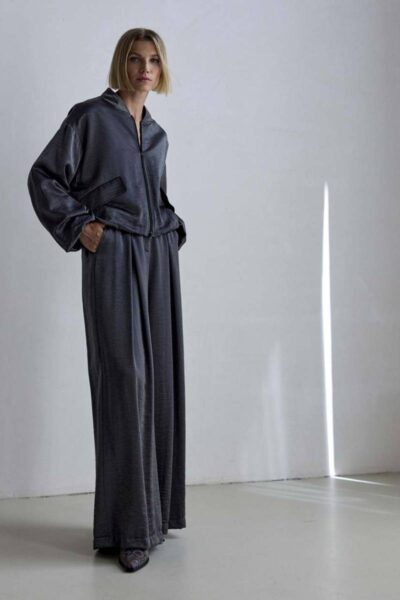 Odila silvergrey Femmes du Sud