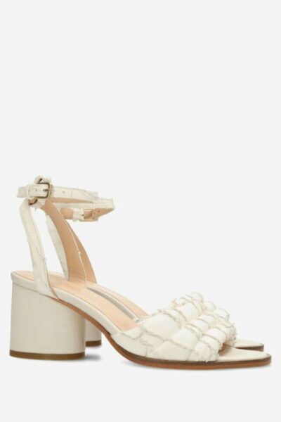 Sandal cutted nappa off white Fred de la Bretonier
