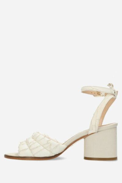 Sandal cutted nappa off white Fred de la Bretonier