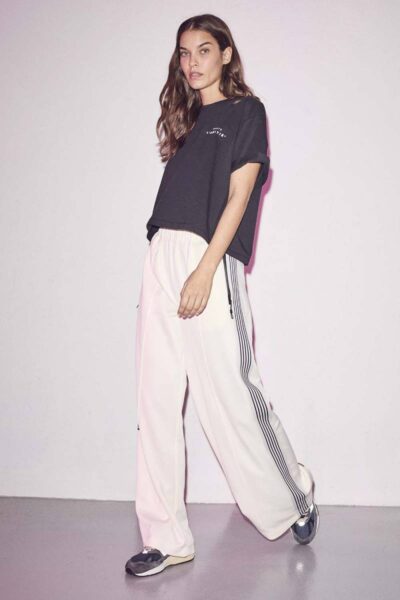 Baggy track pants off white Haute L’ Amitie