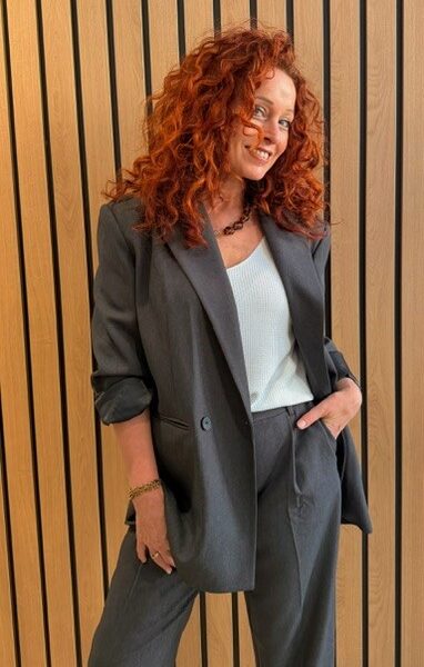 Amy oversize triangle blazer grey Haute L’Amitie