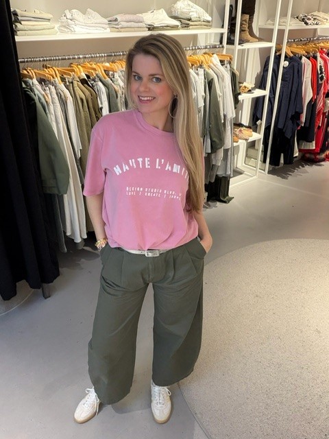 Noma acid curve studio tee pink Haute L'Amitie - Afbeelding 4