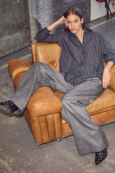 Melvin checked twist bow shirt navy Haute L’Amitie