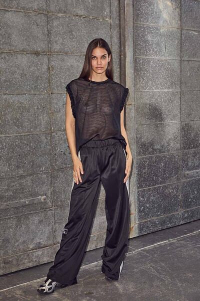 Drift frill sports top black Haute L’Amitie