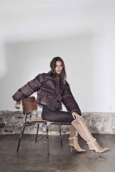 Climb crop pocket jacket dusty moca Haute L’Amitie
