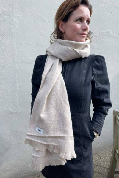Alpaca shawl ecru INTI knitwear