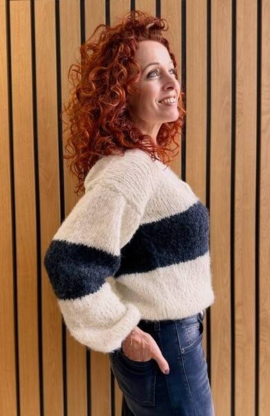 La Linda vest ecru Inti Knitwear