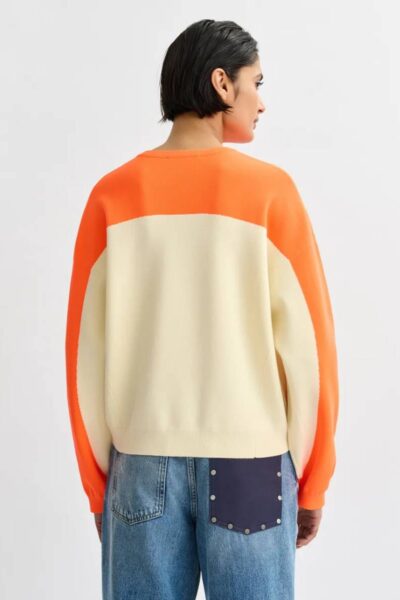 Joto bicolour knit pullover C3 off white Essentiel