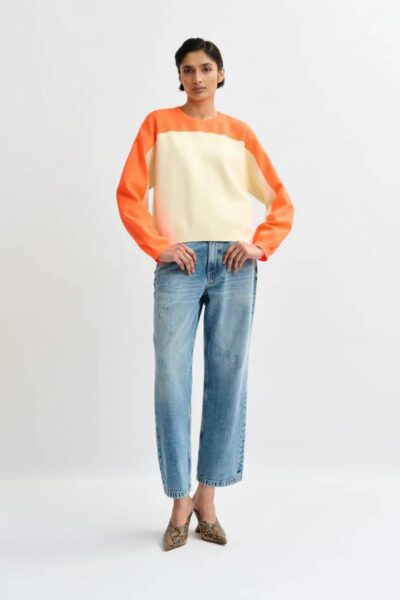 Joto bicolour knit pullover C3 off white Essentiel