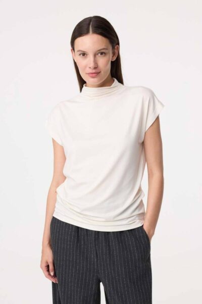 Mirre top off white Knit-ted