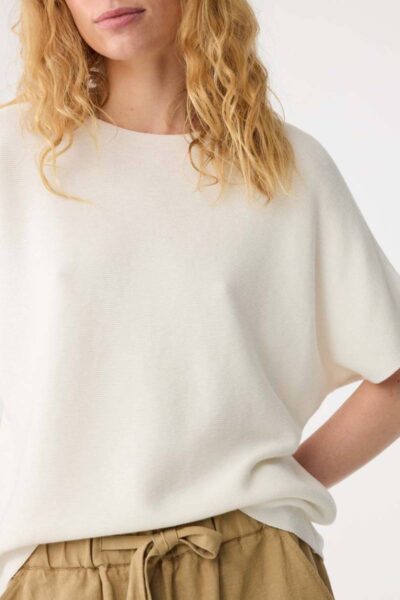 Eva top off white Knit-ted