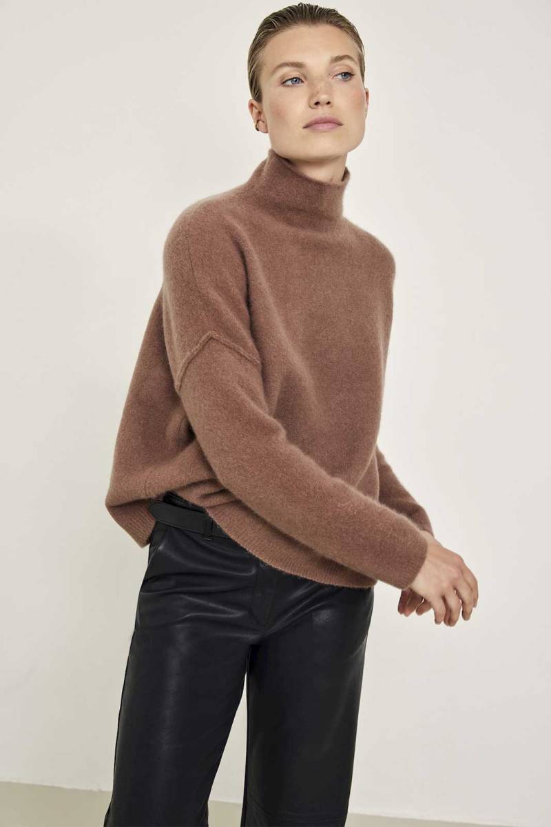 KIm pullover toffee Knit-ted