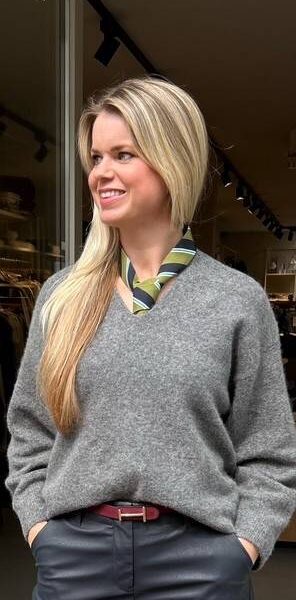 Lucia pullover mid grey Knit-ted