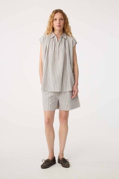 Nancy shorts blue Knit-ted