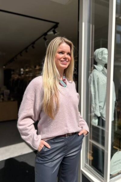 Lucia pullover rose Knit-ted