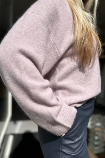 Lucia pullover rose Knit-ted