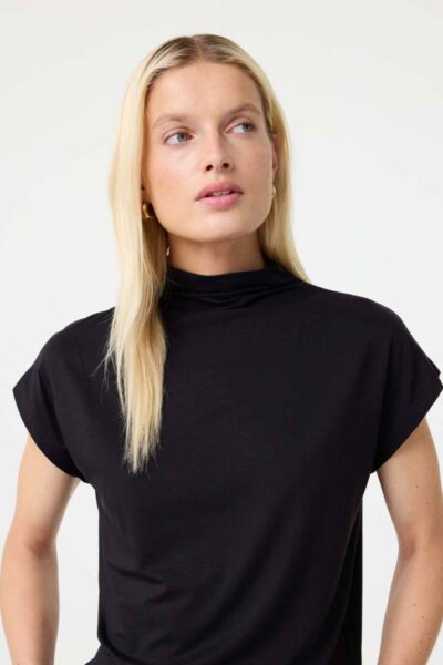 Mirre top black Knit-ted