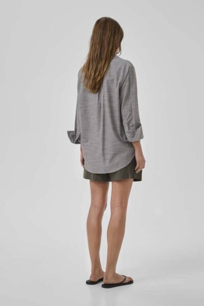 Skye shirt forest night strip MEW