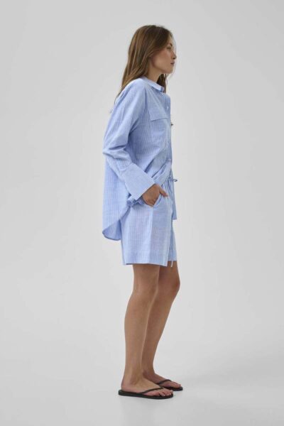 Skye shorts silver lake blue MEW