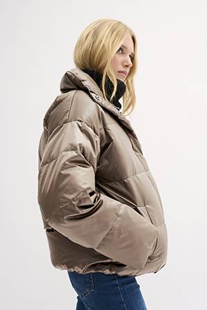Glossy down jacket falcon brown MEW