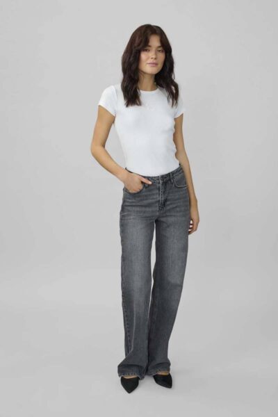 The mandy tee bright white My Essential Wardrobe