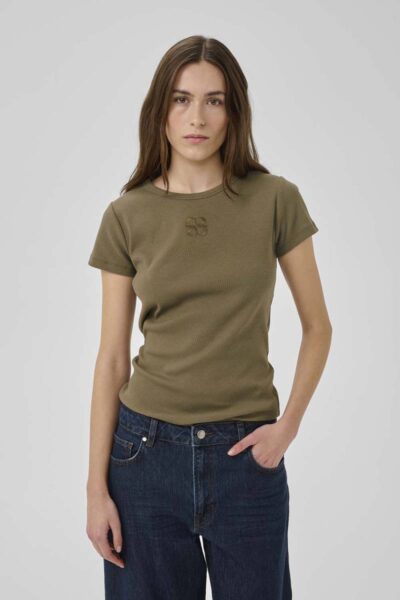 The mandy tee capers My Essential Wardrobe