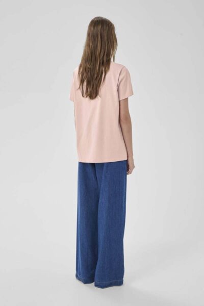 Seattle logo tee adobe rose MEW