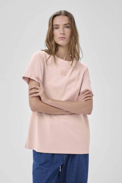 Seattle logo tee adobe rose MEW