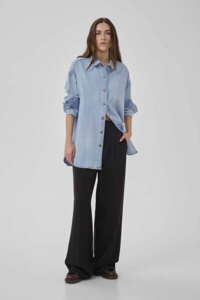 Hilma 171 shirt light blue wash MEW