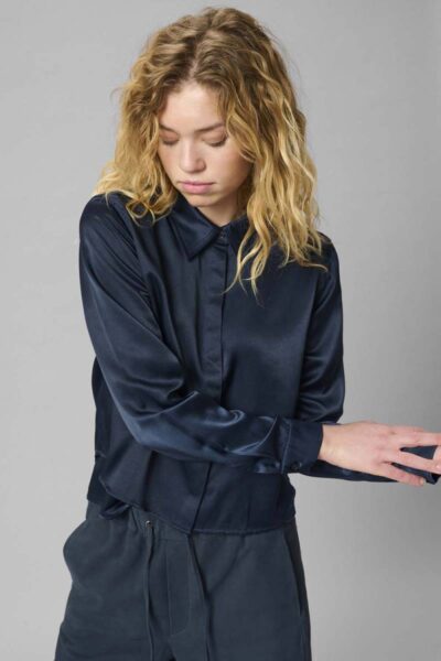 Estelle short shirt after midnight MEW