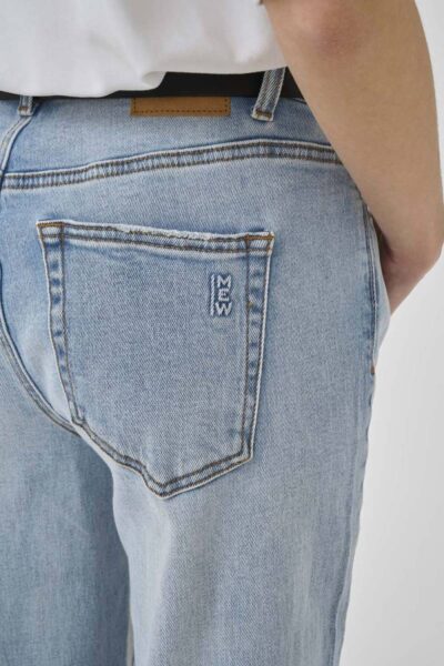 Dikan 144 high wide 32 light blue MEW