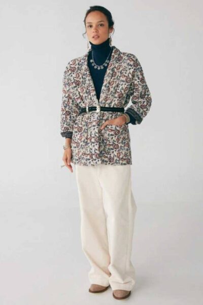Lucia les fleurs vest drapeau Maison Hotel