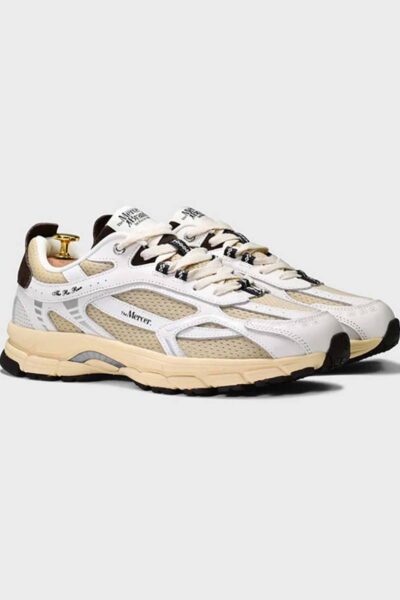 The re-run vintage white/brown Mercer