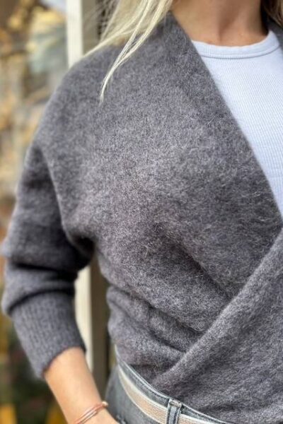 Cardigan smoke Noman’sland