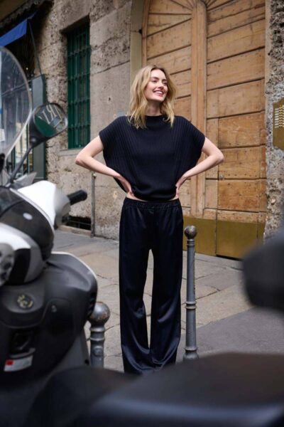 Trousers dark sapphire Noman’sland