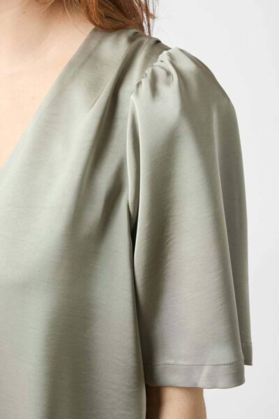 Largo heavy sateen blouse smoke green Neo Noir