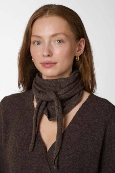 Misty knit scarf dark brown Neo Noir