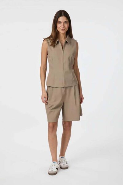 Nika structure bermuda shorts dark taupe Neo Noir
