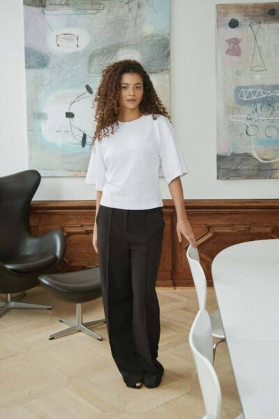 Asha Boxy tee white Neo Noir