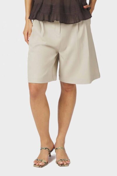 Nika structure shorts creme Neo Noir