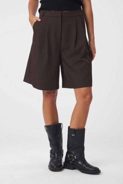 Nika structure shorts dark brown Neo Noir