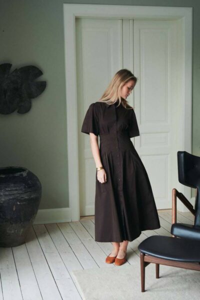Baia poplin dress chocolate Neo Noir