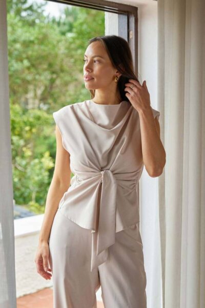 Katarim crepe top ivory Neo Noir
