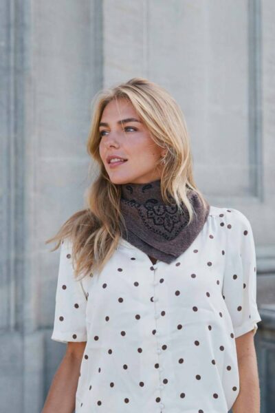 Adelina paisley knit scarf brown Neo Noir