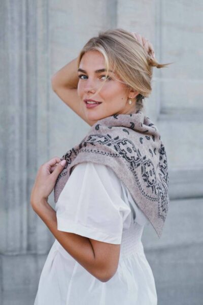 Adelina paisley knit scarf beige melange Neo Noir